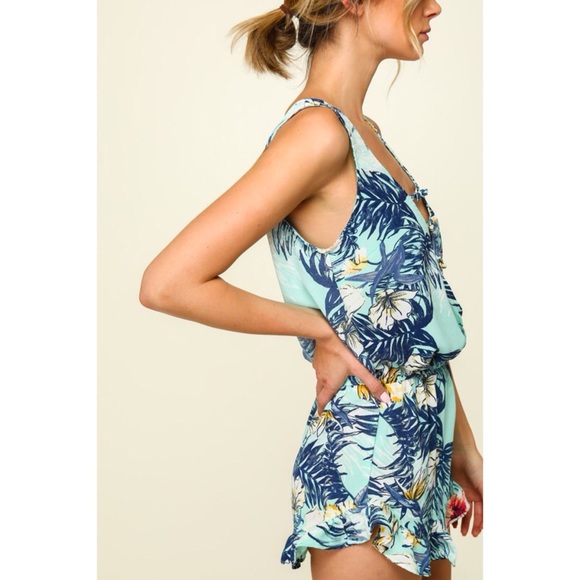LAST ONE!! Floral Print Romper - Picture 4 of 4
